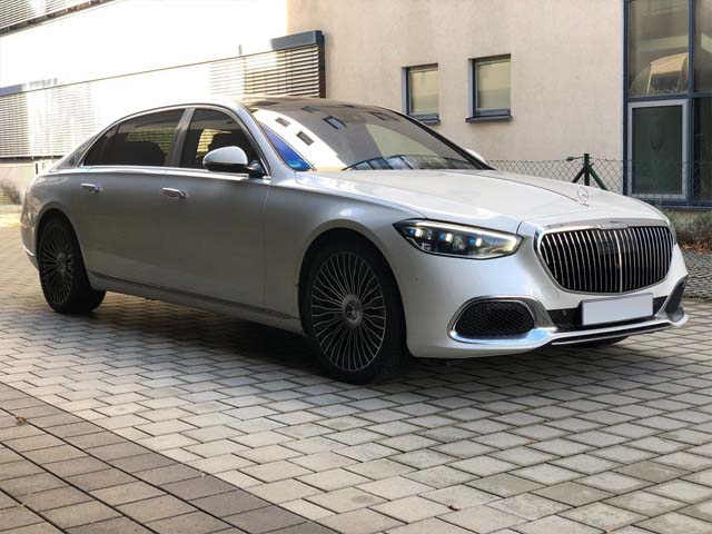 Аренда прокат бронирование престижного люкс VIP автомобиля машины во Франции